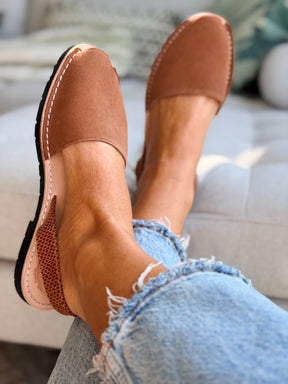 Rich Tan Suede Avarcas