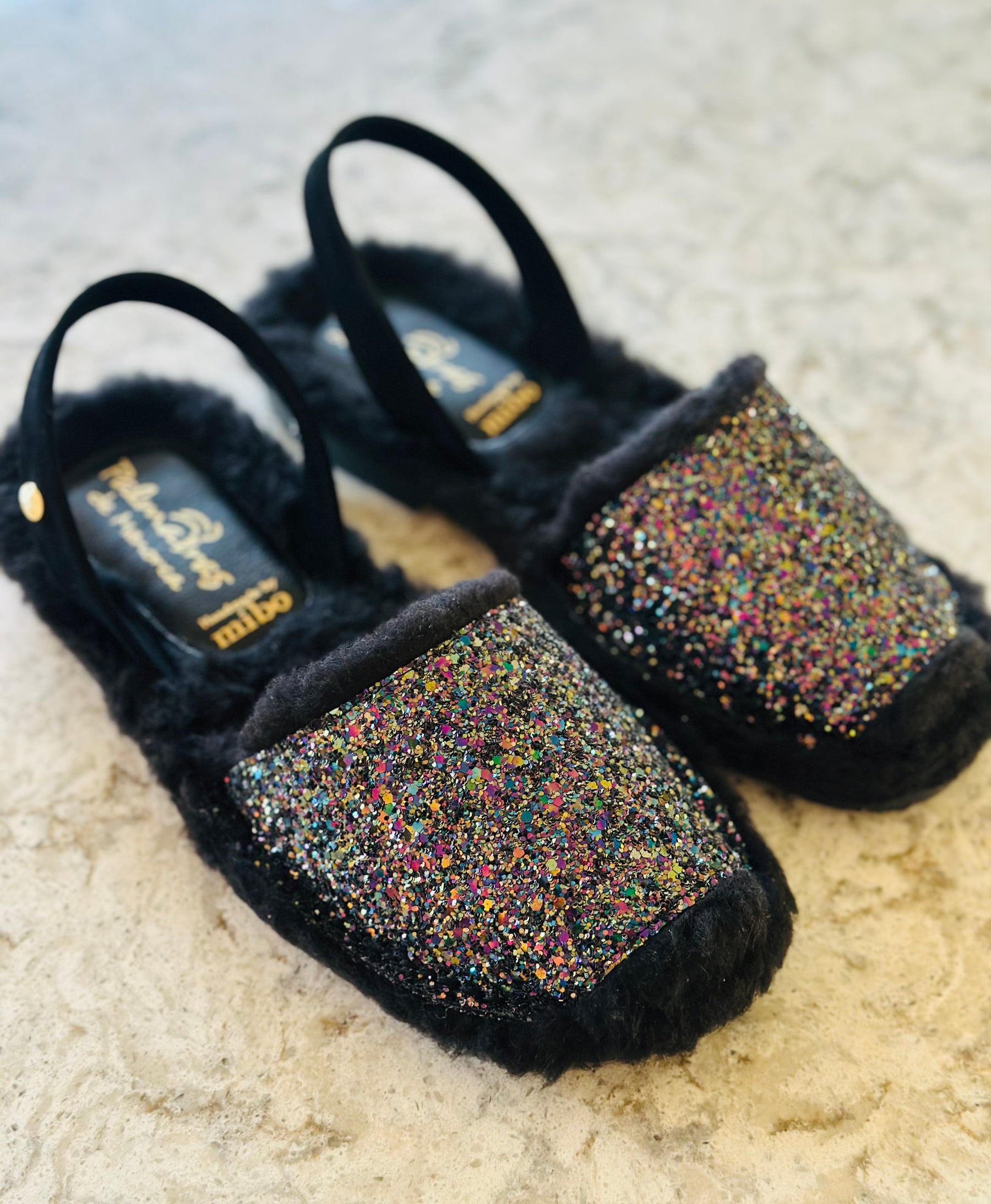 Black Multi Glitter Palmaira Snug