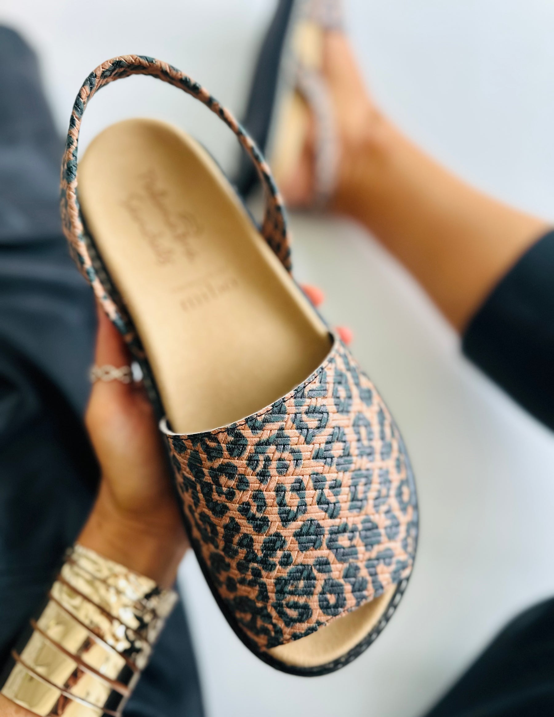 Leopard Print Ergonomic