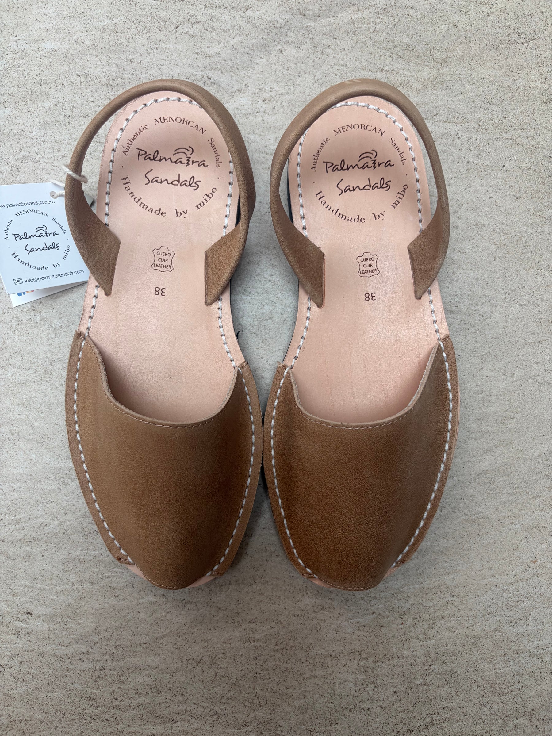 Minor Faults sandy tan size 38