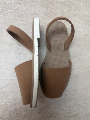 Sample Sale wavelite size 39