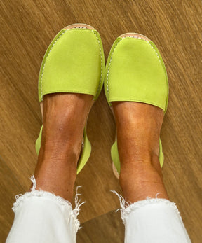 Kiwi Green Suede Avarcas
