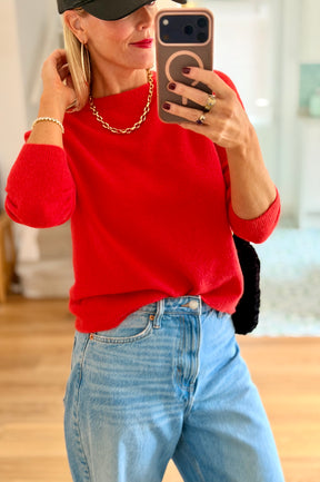 Round Neck Knit