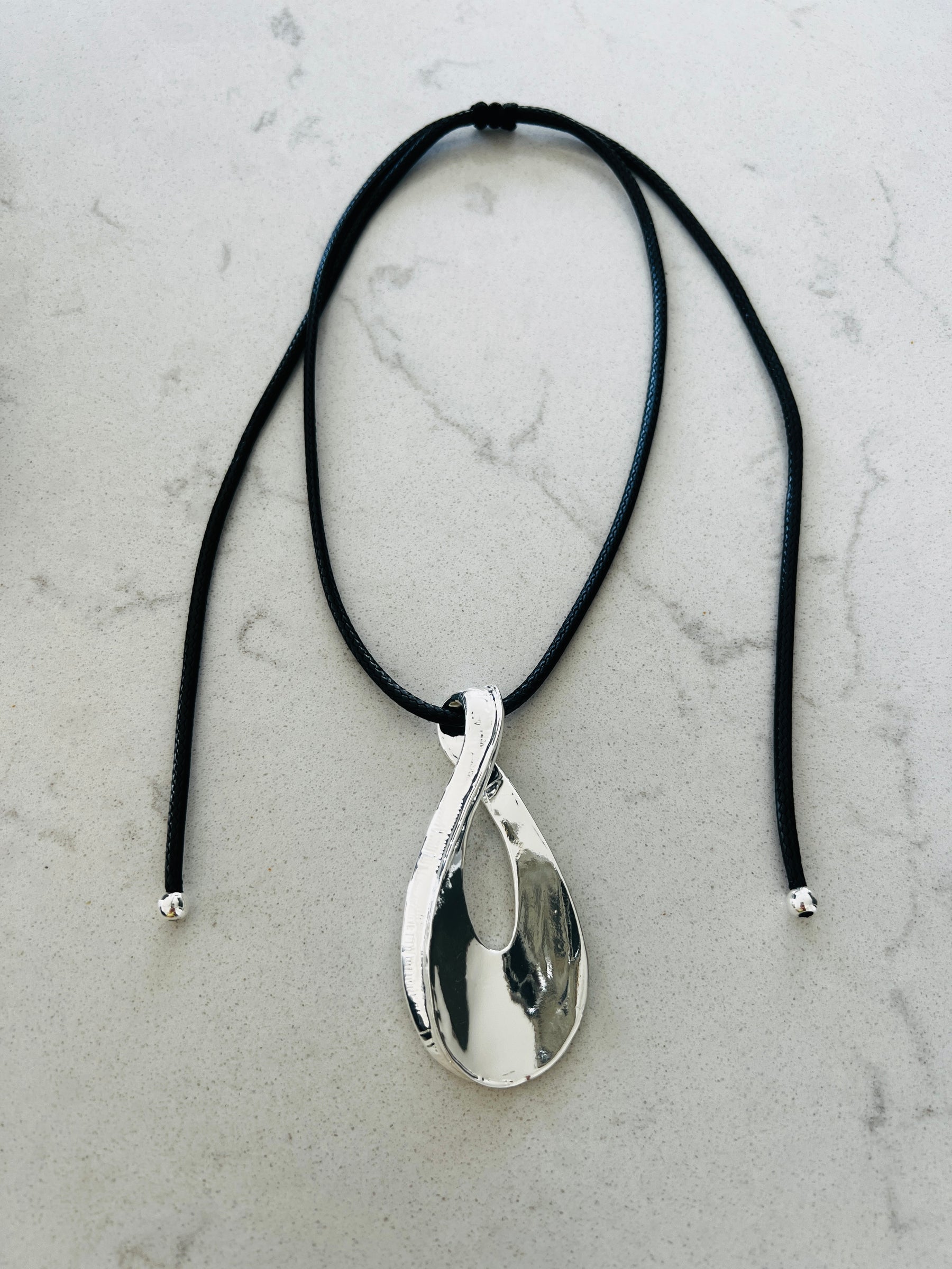 Leather thong pendant necklace