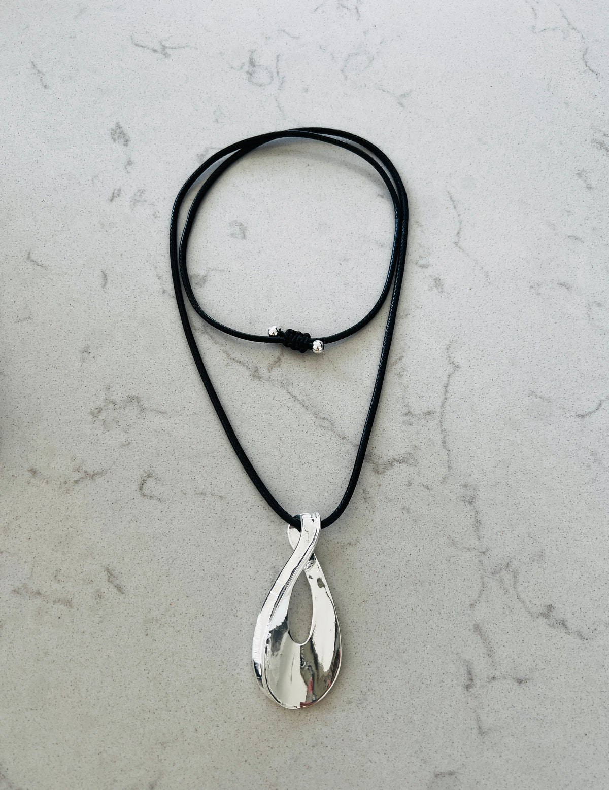 Leather thong pendant necklace