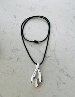 Leather thong pendant necklace