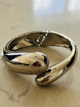 Hope Clasp Bangle
