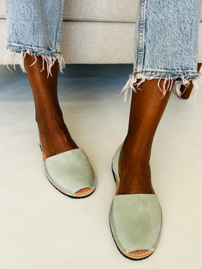 Billie Suede Avarcas