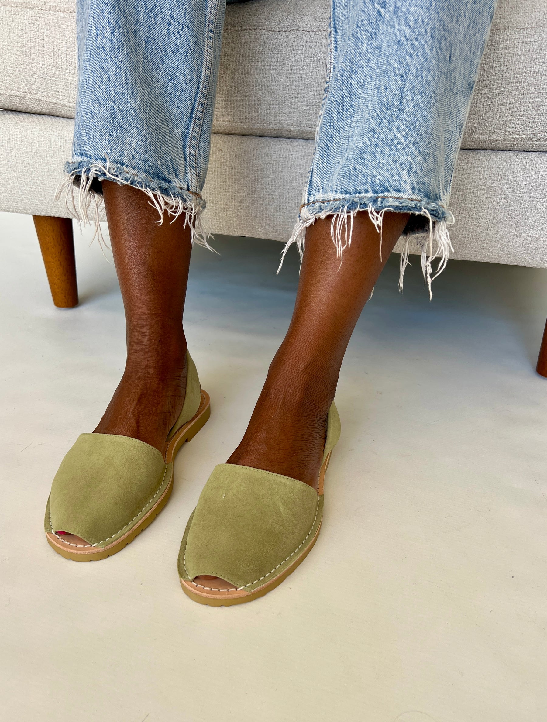 Sage Green Suede Avarcas