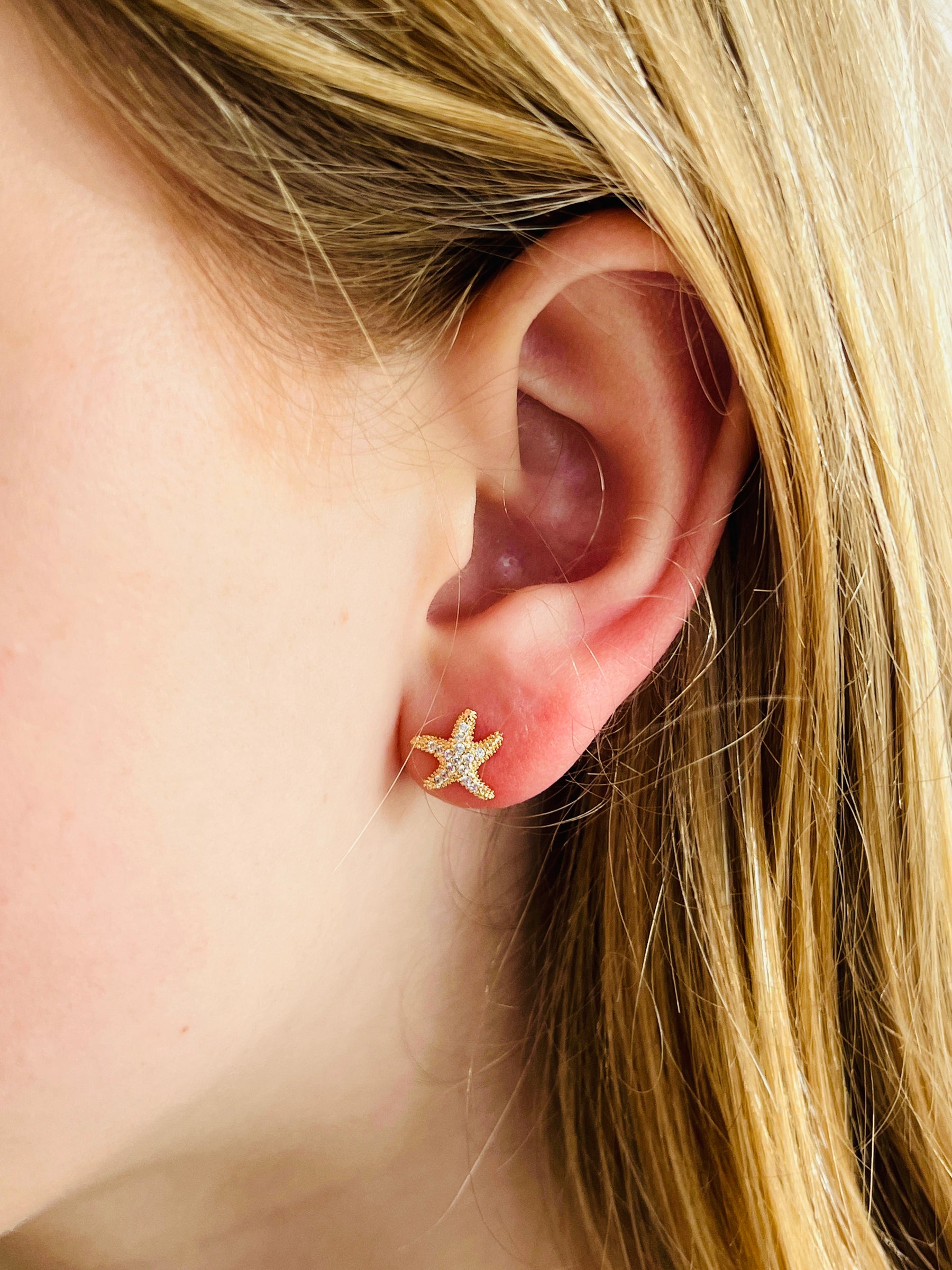 Diamante starfish stud earrings