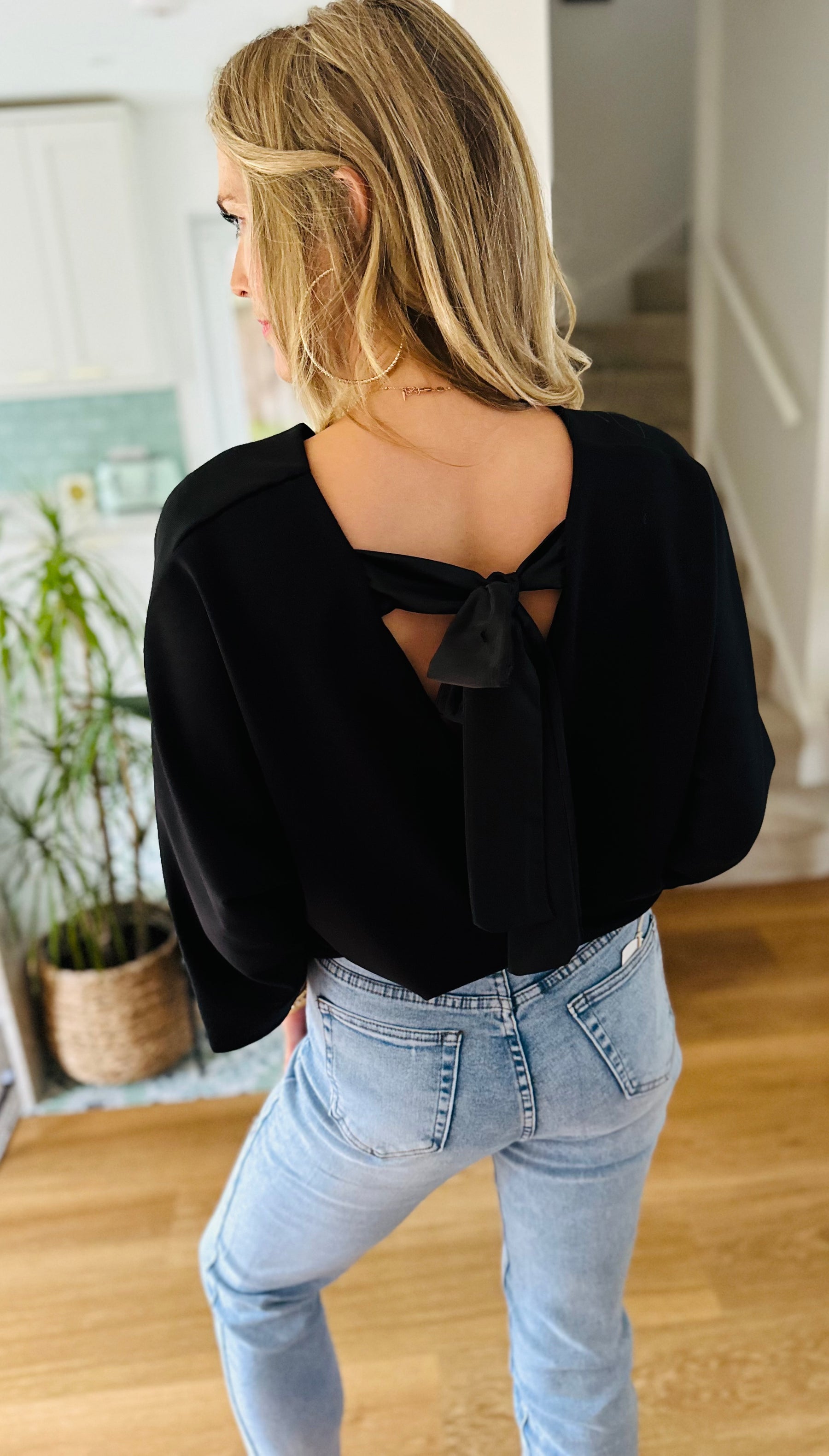 Black Bow Top