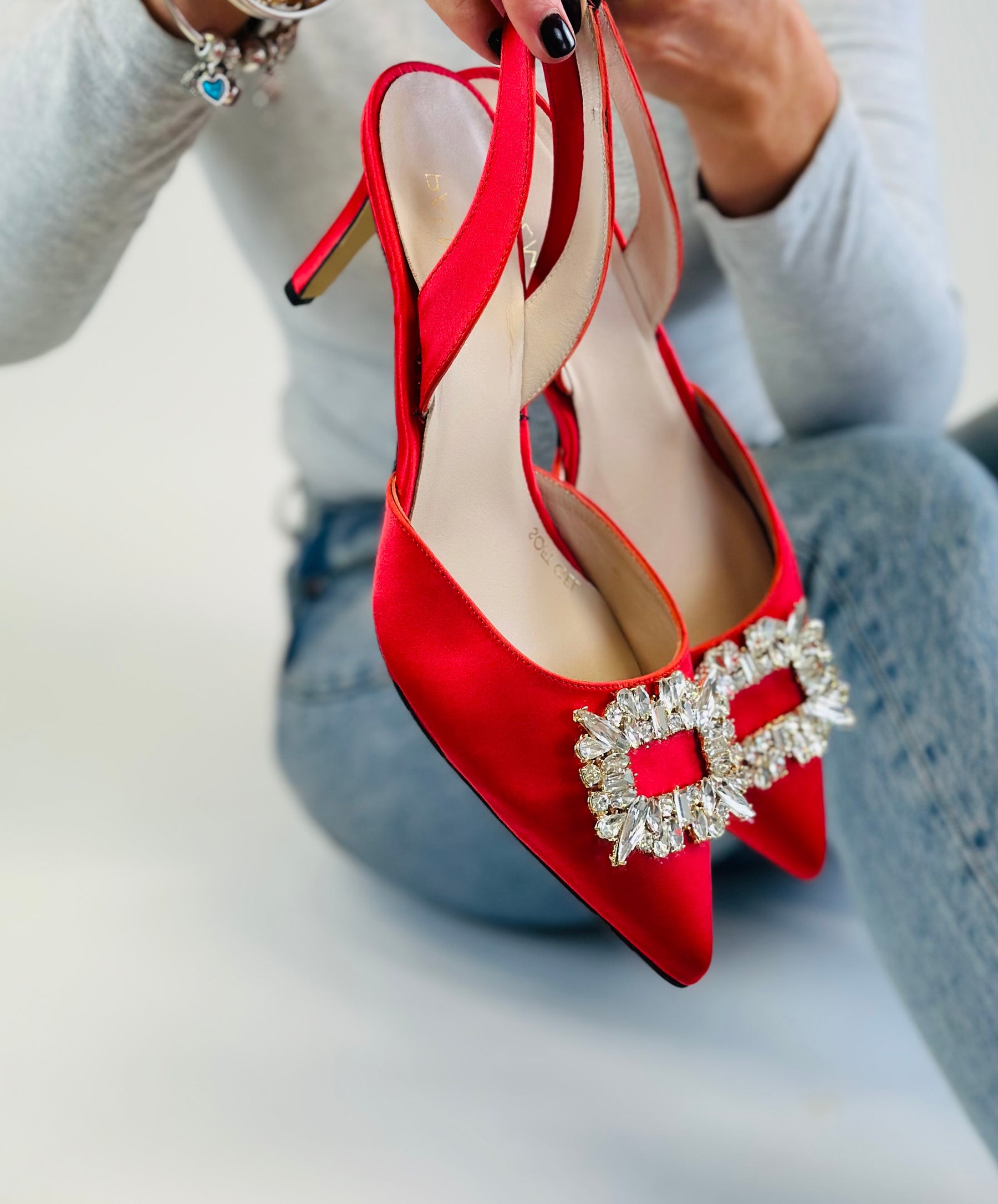 SAMPLE SALE Red sligback heels