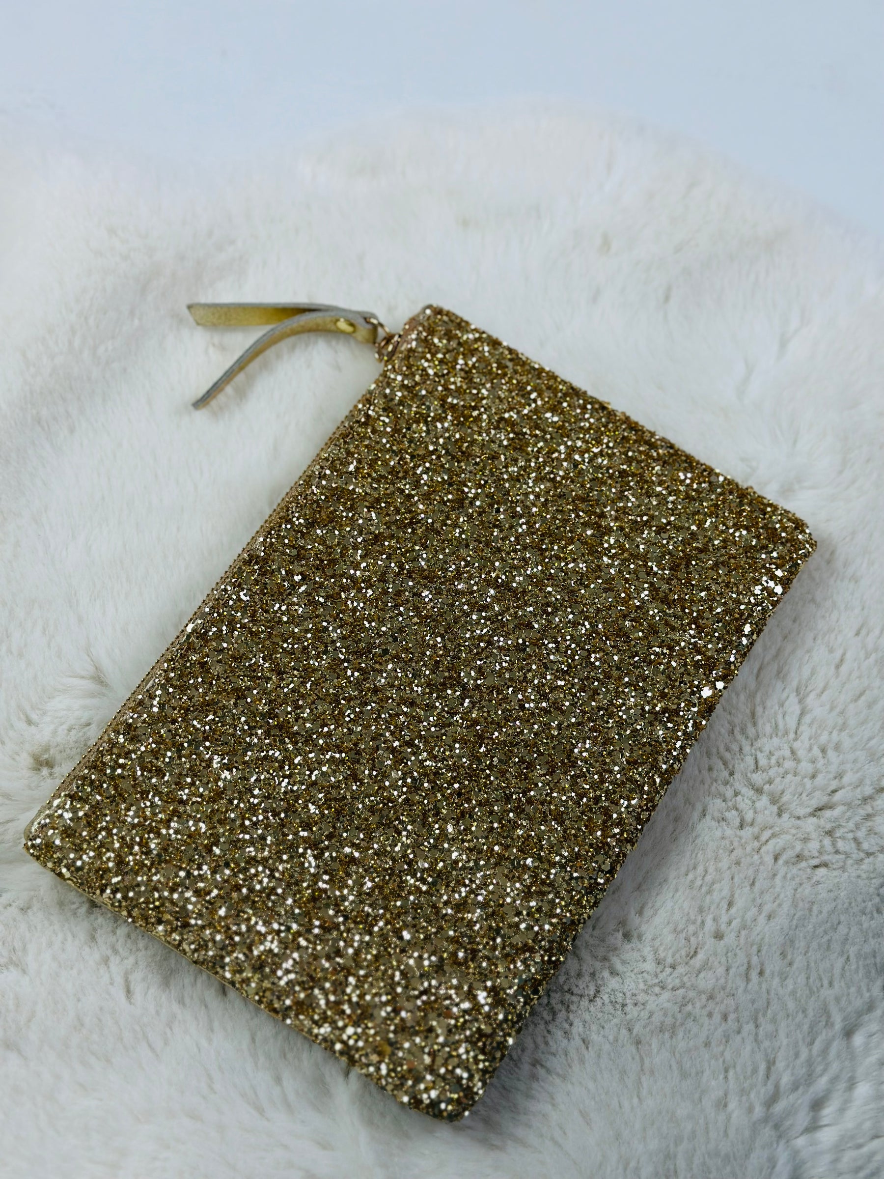 Press sample Gold glitter Clutch