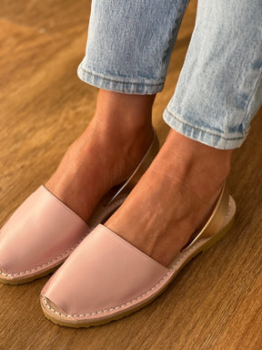 SAMPLE SALE Baby Pink Avarcas size 39