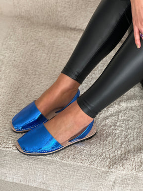 sample sale Electric Blue Metallic Avarcas SIZE 39