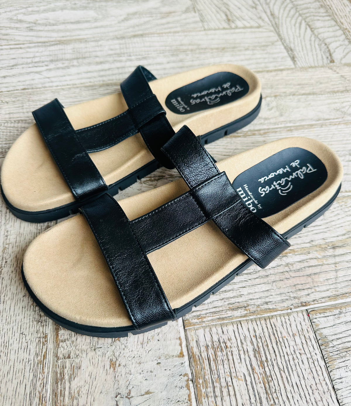 SAMPLE SALE Black Strap Arch Support Slide SIZE 39