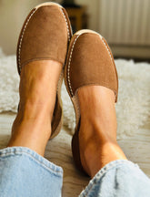 Kenya Tan Suede Avarcas