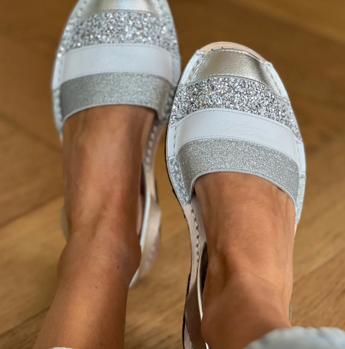 silver glitter and white leather striped avarca sandals