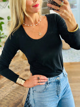 Round Neck Essential Top