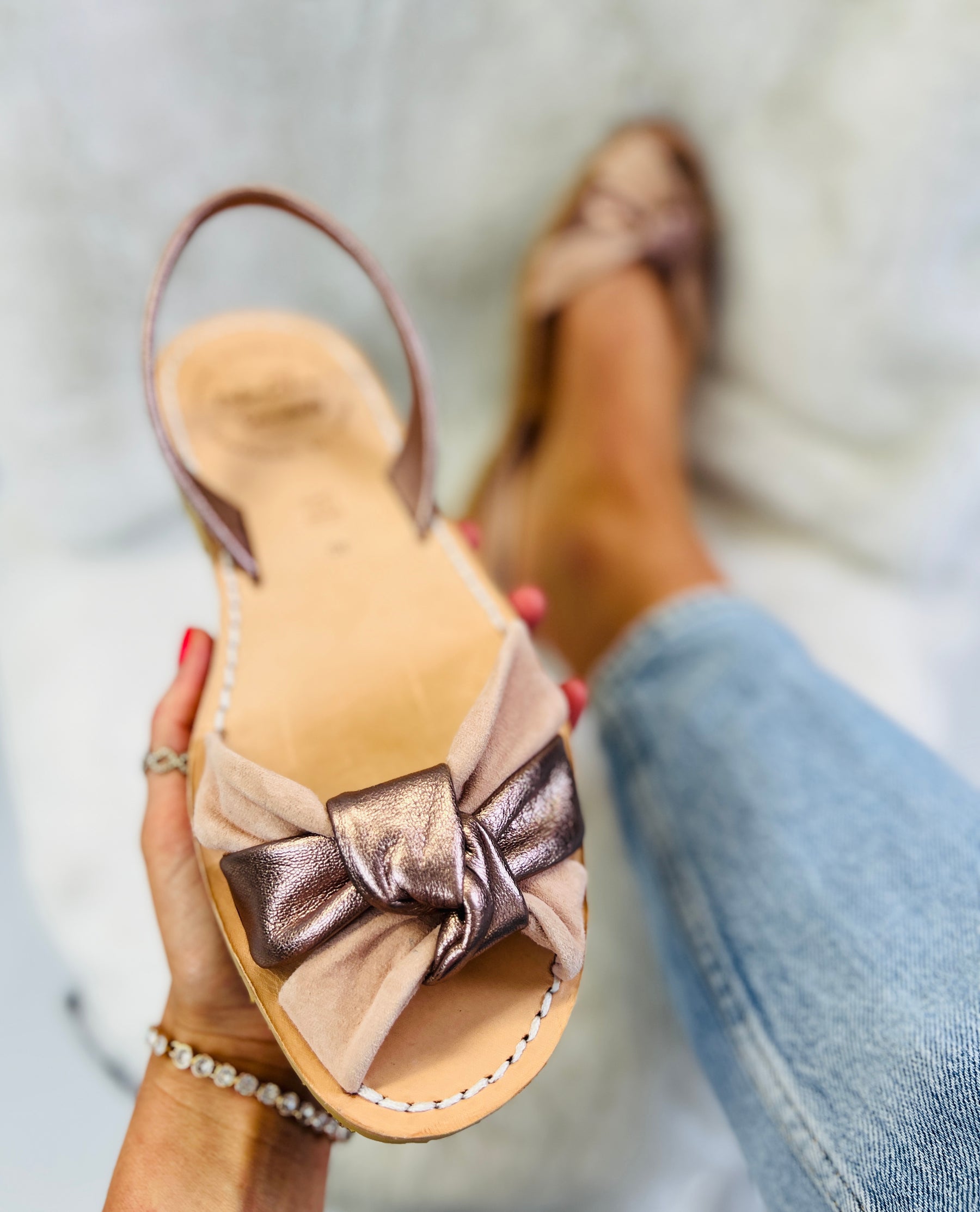 pale pink suede and metallic leather knotted peeptoe avarca sandals with flexible rubber sole and slingback.