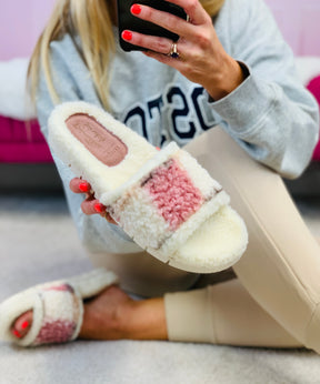 Wool Lined cosy slide slipper in pink and cream with arch support