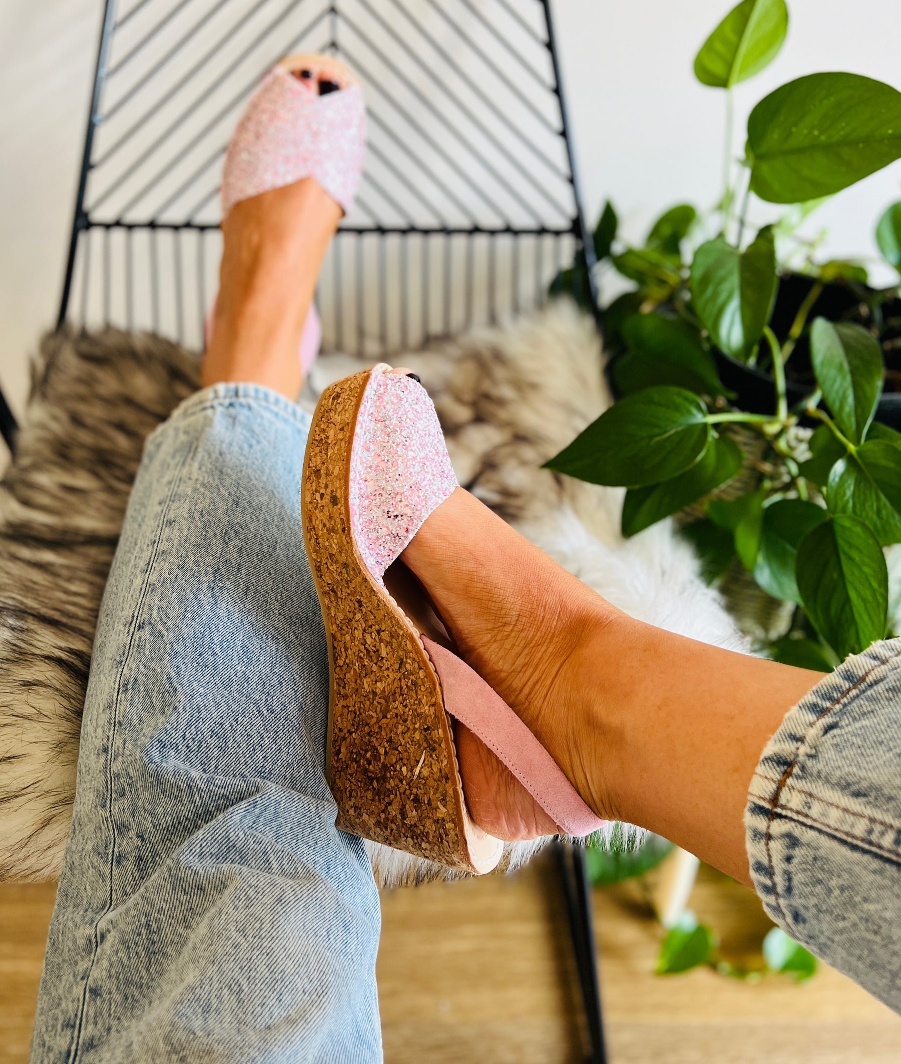 Mid Height Cork Wedge Sandals in pale Pink Glitter Palmaira